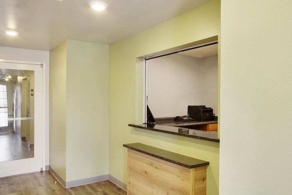 WoodSpring Suites Houston Willowbrook 3