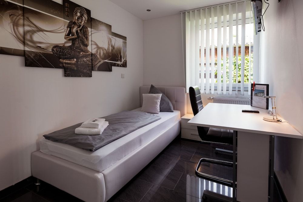 Hotel am Rosenplatz 2