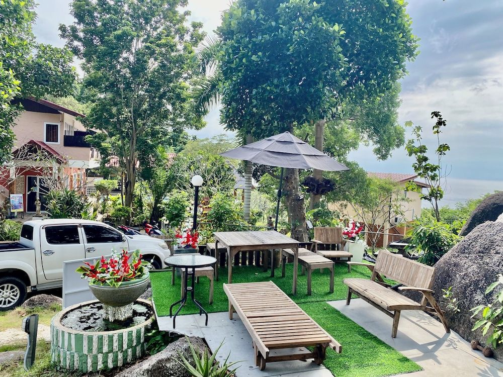 Majestic Sea View Resort 2