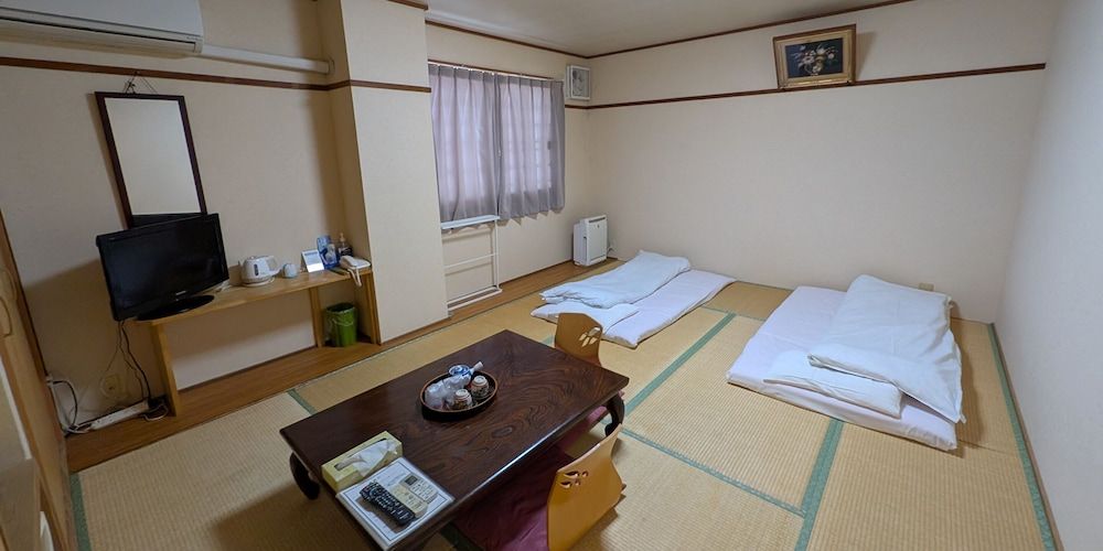 Business Hotel Miharashitei 2