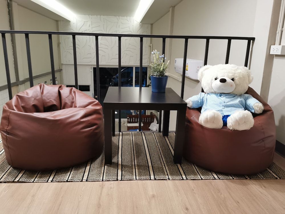 Napa Hostel Samrong Station 3