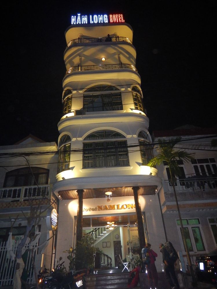 Nam Long Hotel 1 estrelas em Dong Hoi