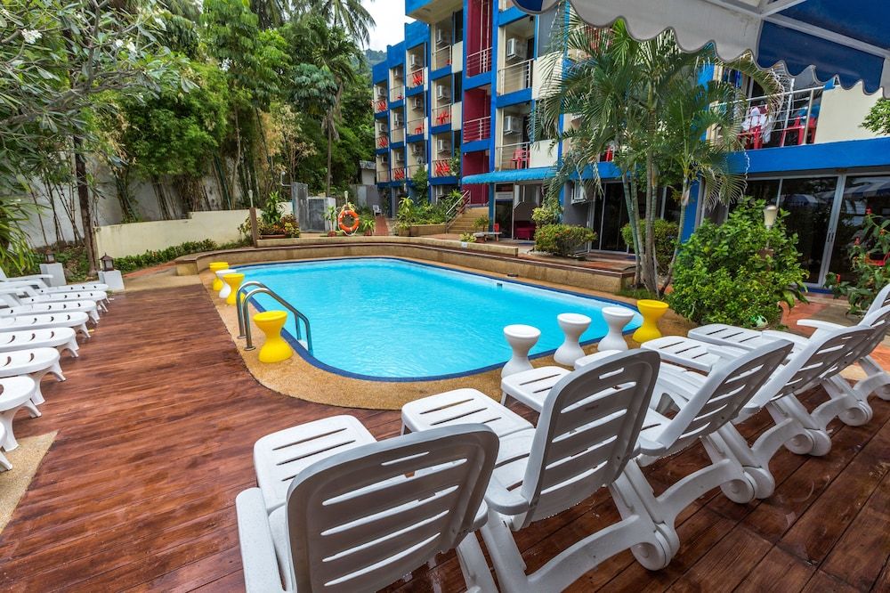 Porterhouse Beach Hotel 2