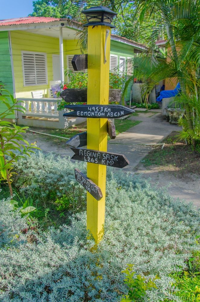 Roots Bamboo Beach Resort 2