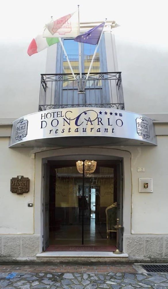 Hotel Don Carlo 4S 1