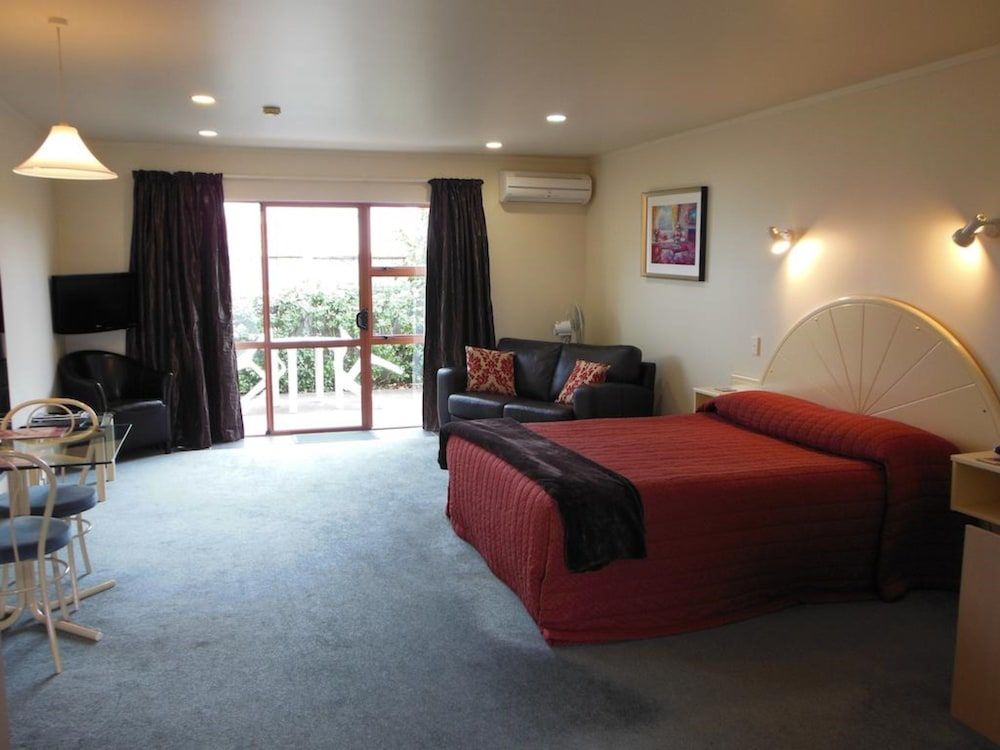 Valdez Motor Lodge 2