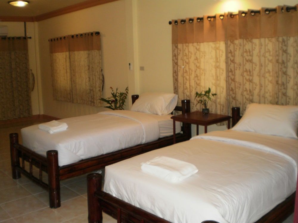 Khunnam Rimtarn Resort 3