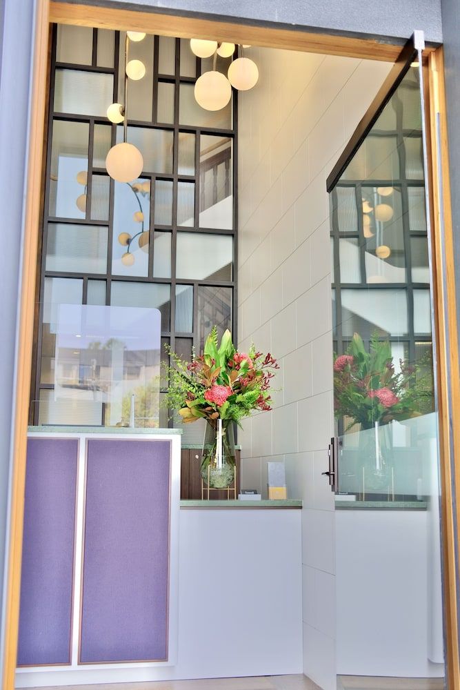 The Albert Hotel Mosman 2