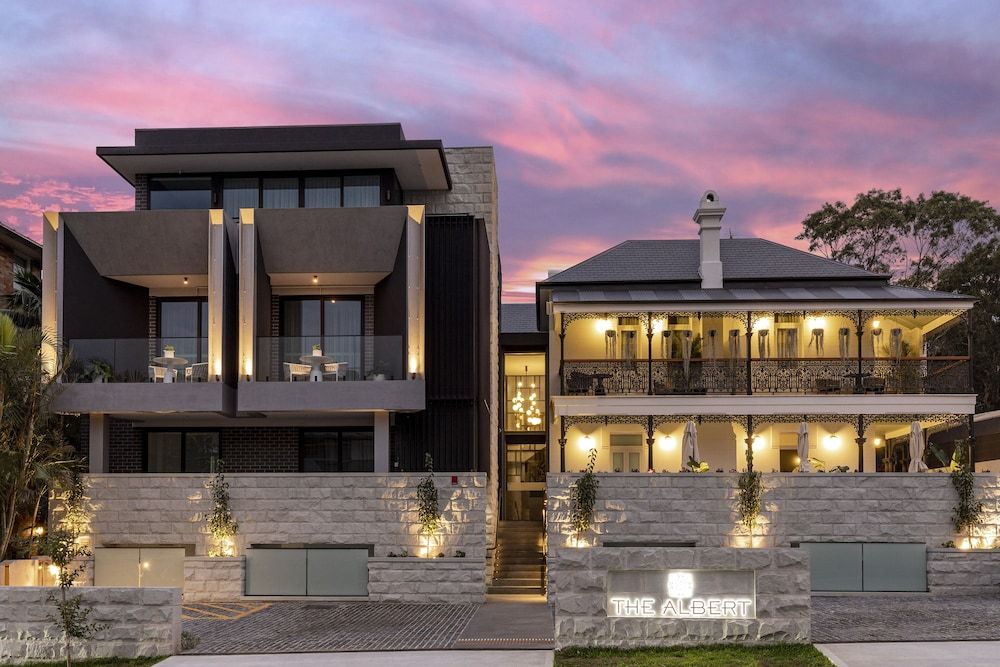 The Albert Hotel Mosman 1