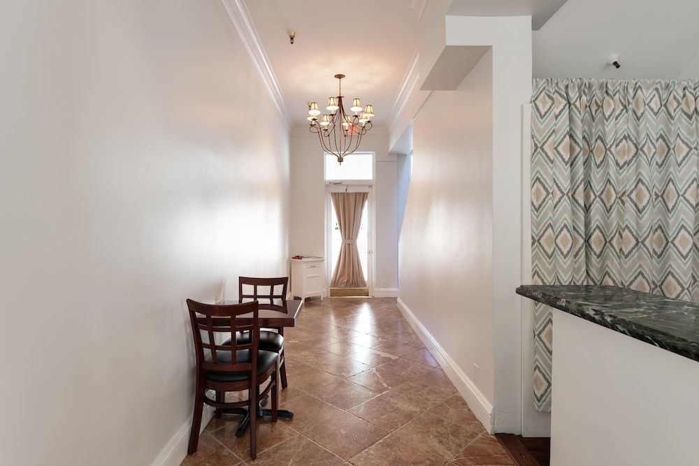 Palm Beach Historic Inn 2