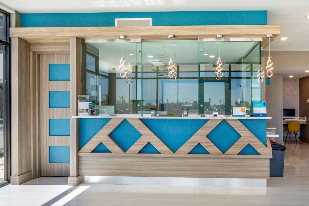 Clarion Pointe Port Arthur-Beaumont South 2