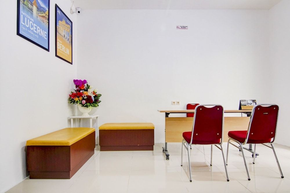 OYO 90322 Joy Homestay Near Bella Terra Lifestyle Center 2