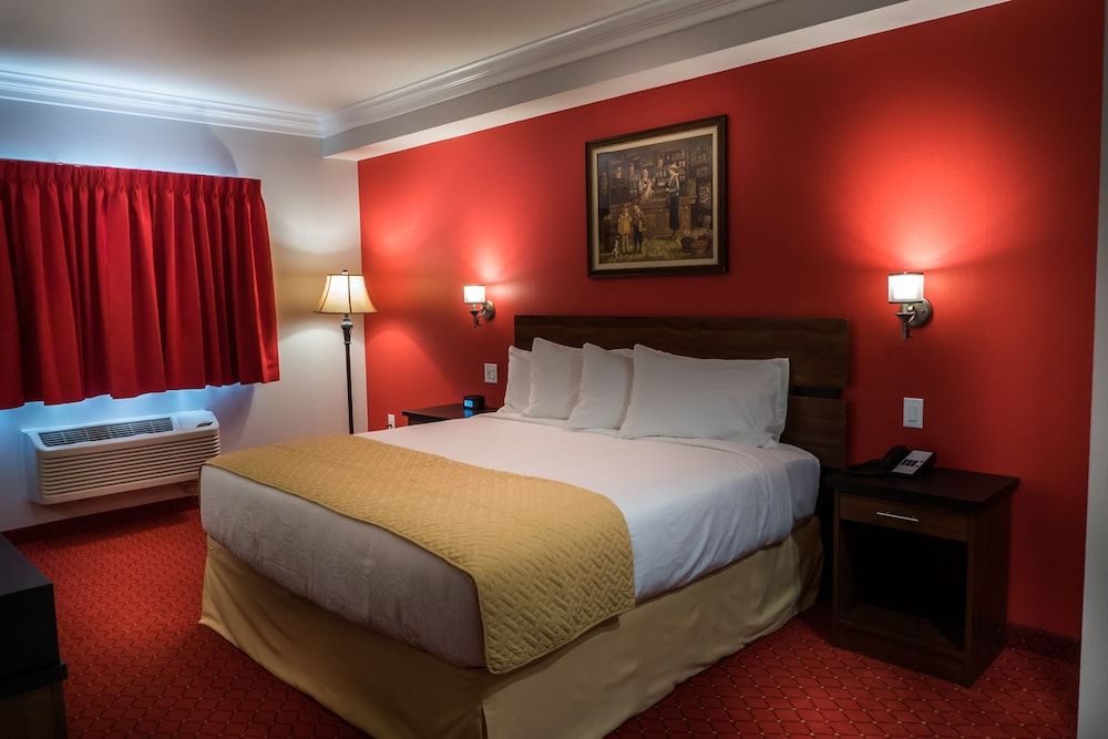 Skyline Hotel & Casino 3