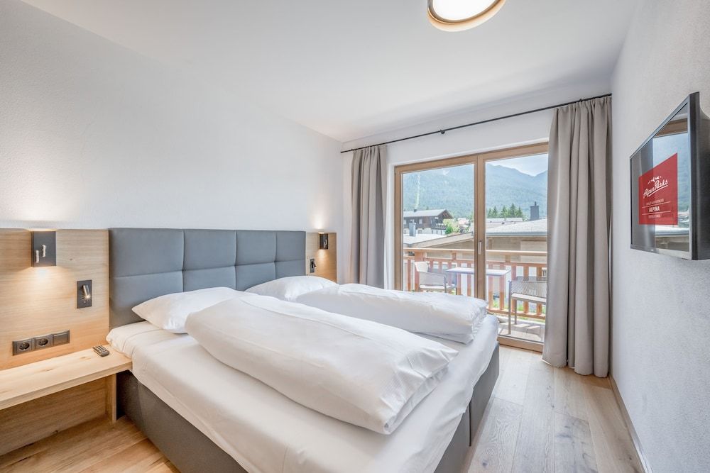 AlpenParks Chalet & Apartment Alpina Seefeld 3