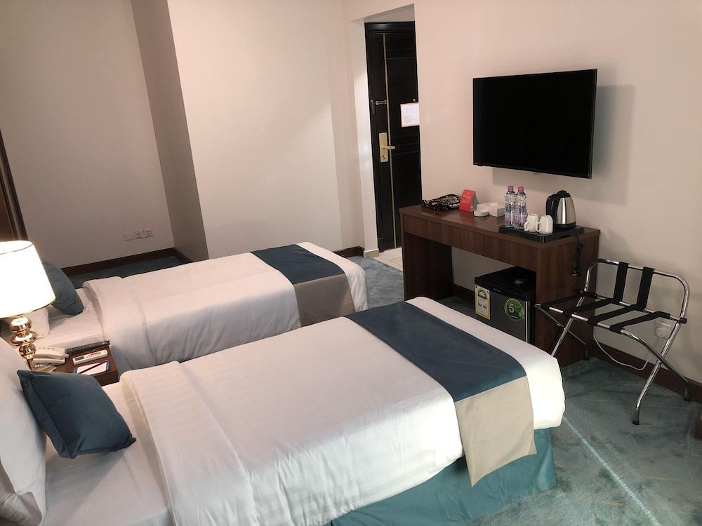 Zaha Al Madina Hotel 3