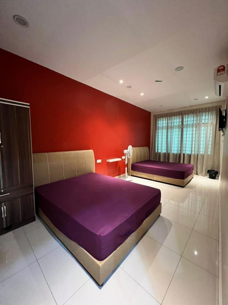OYO  Homes 90522 Alma Sweet Home 3