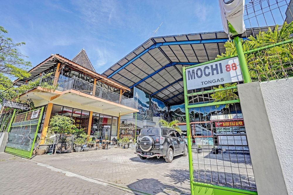 OYO 90943 Mochi 88 Homestay 1