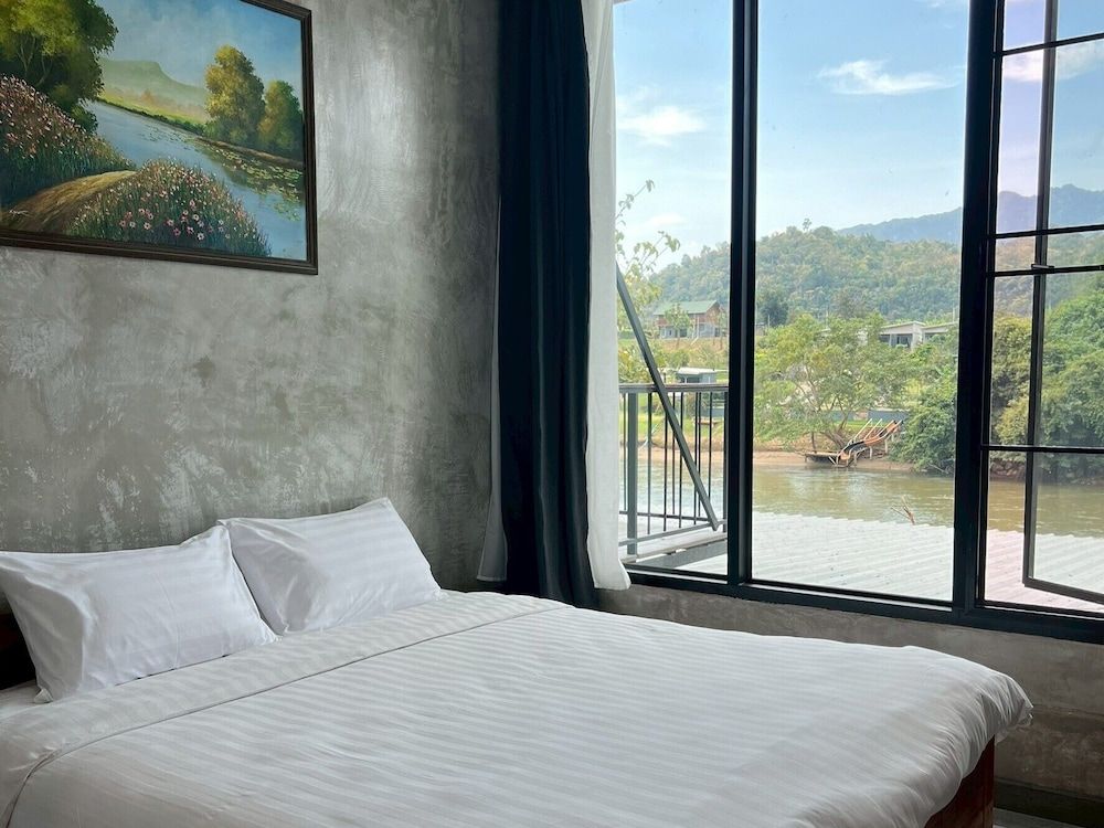 Baan Alisa Bed and Breakfast