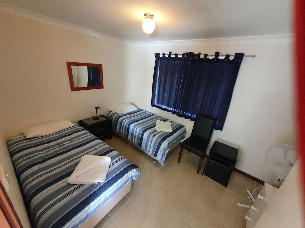 Ocean Beach Chalet 16 3