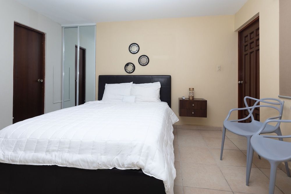 Red Sunset Beach Club 3