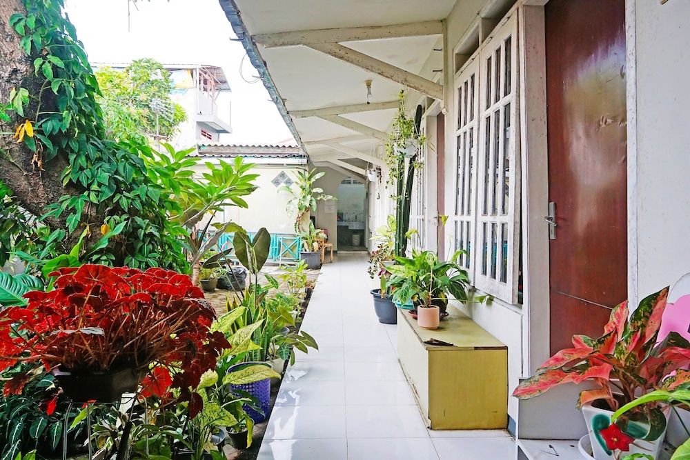 OYO LIFE 91551 Gwen Syariah Homestay 2