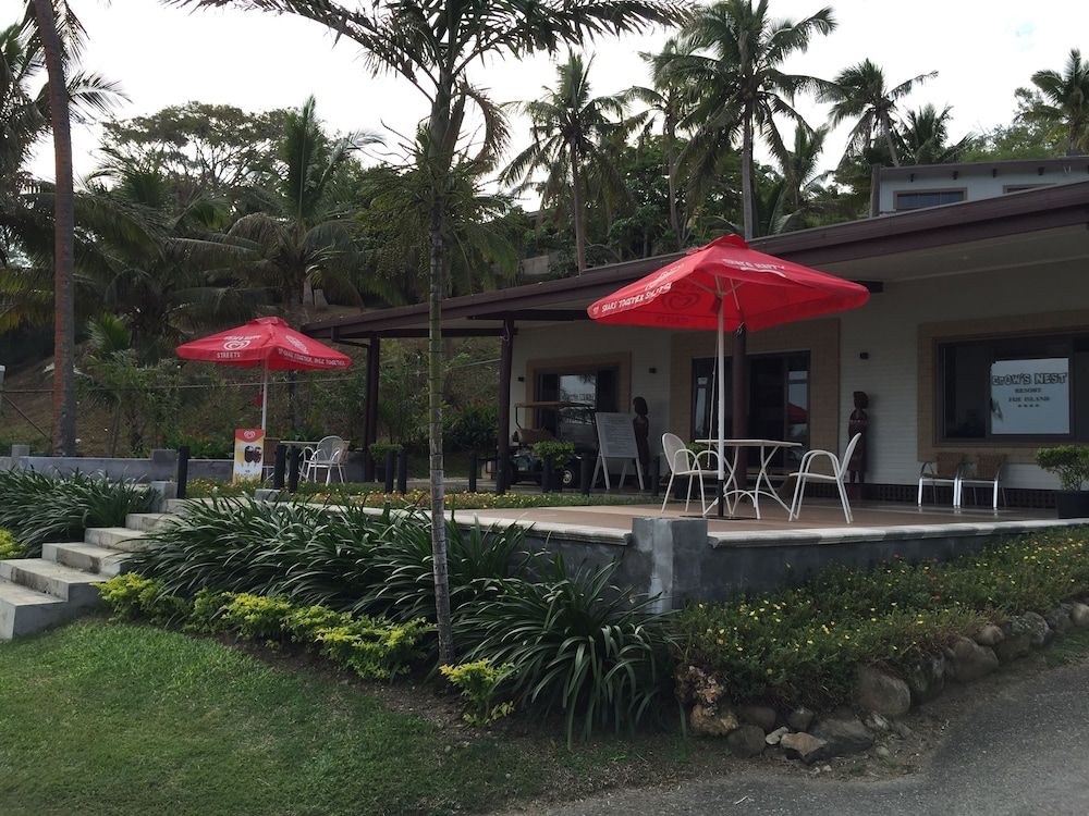 The Crow's Nest Resort 2