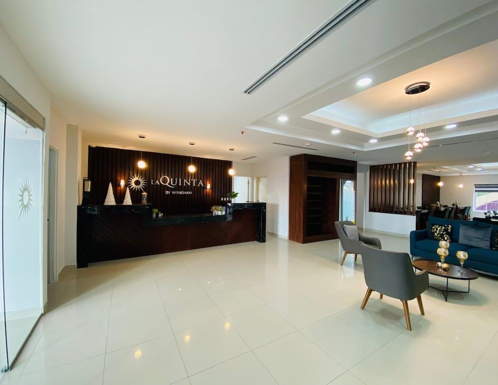 La Quinta by Wyndham Reynosa 2