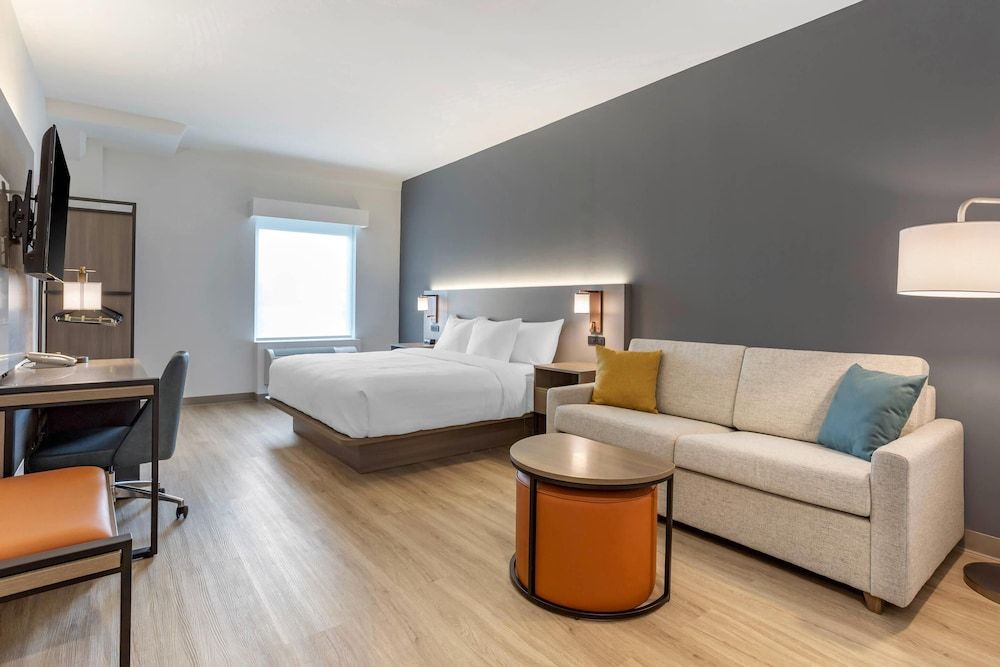 Comfort Inn & Suites Newark Liberty International Airport -1 étoiles à Newark