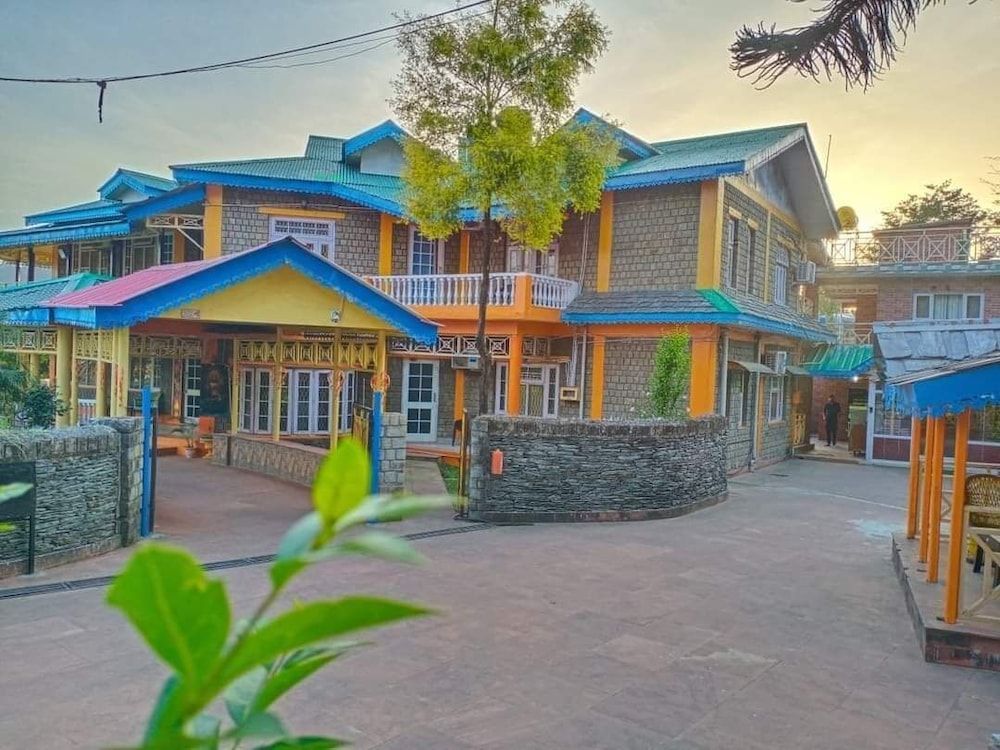 Royal Green Buds 3 estrellas en Dharamshala