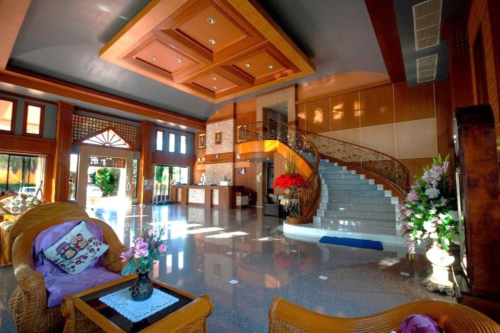Chiang Rai Grand Room Hotel 2