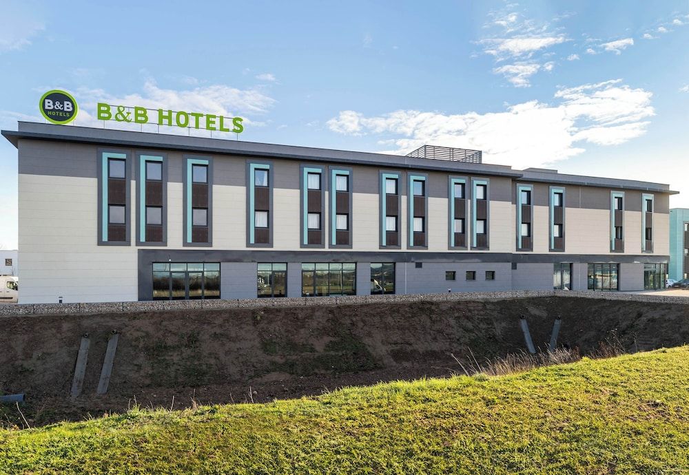 B&B HOTEL Massieux Genay 2 estrelas em Massieux