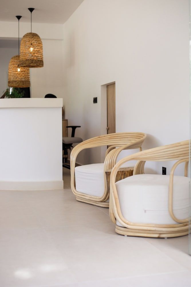 Stay Helios - Aparts & Pool Suites 3