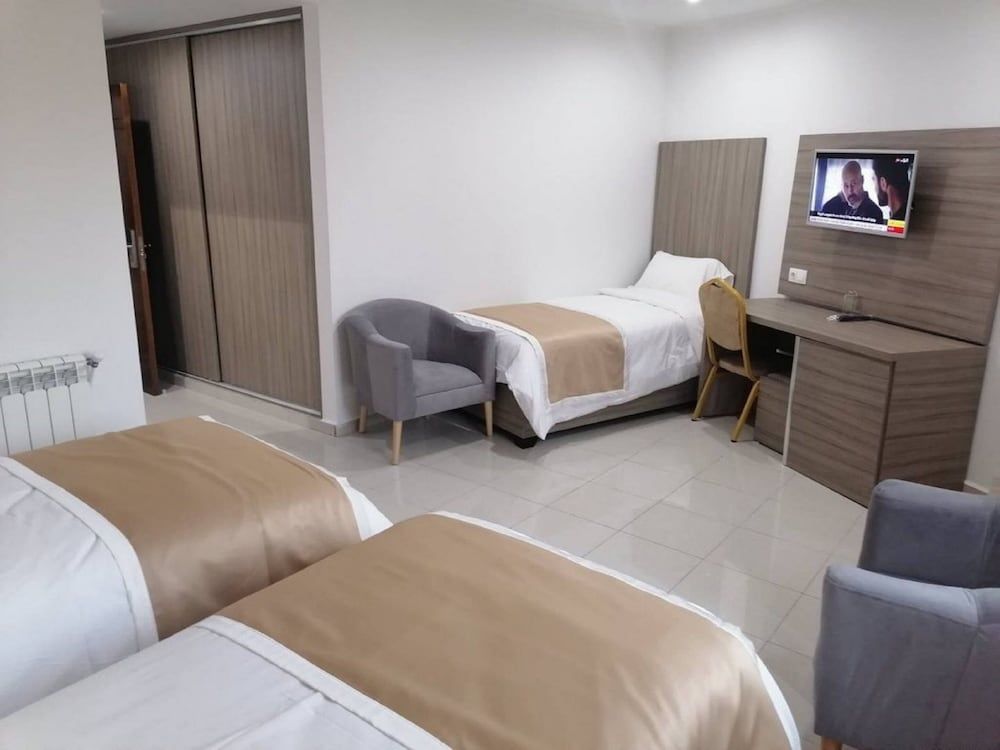 Hôtel du Lac Béjaïa 2