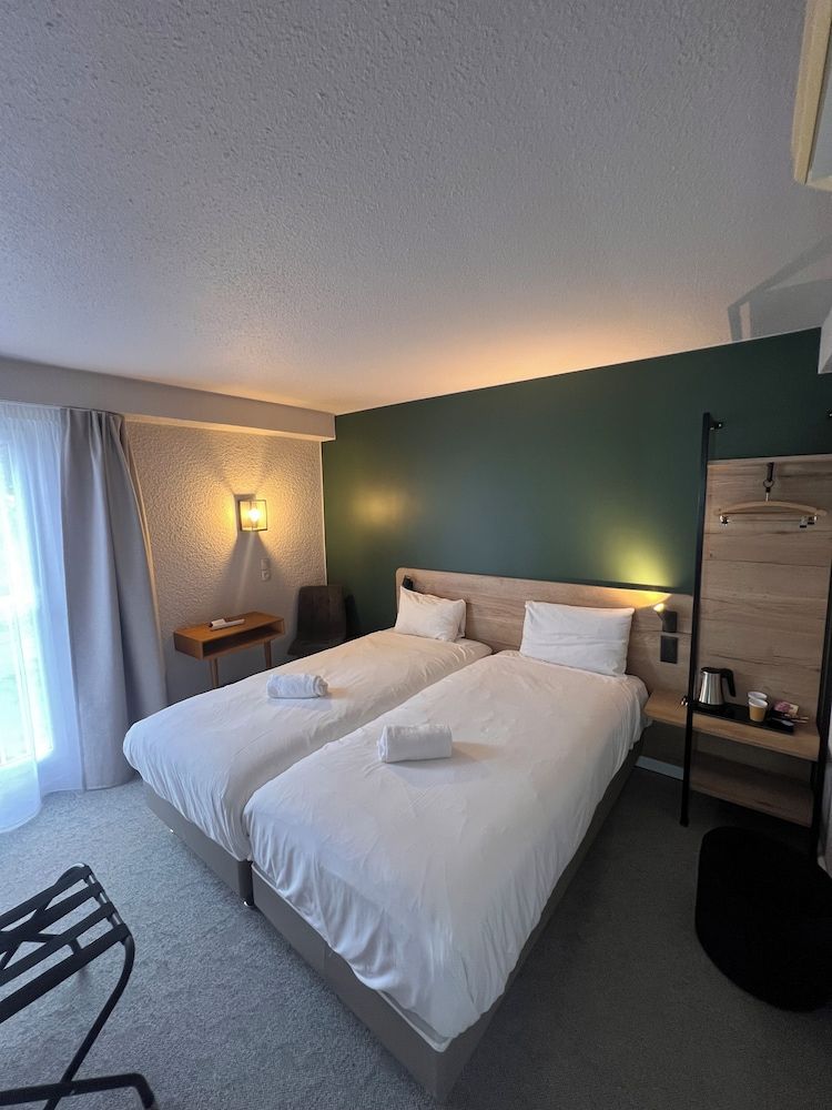 Sure Hotel by Best Western Nimes Est 3