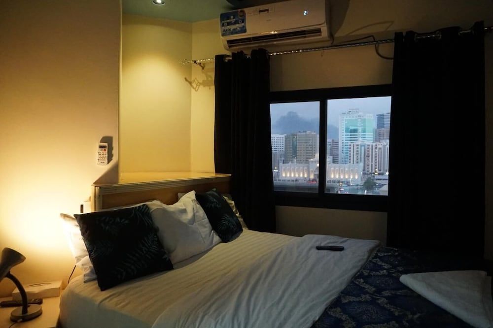 Sharjah Plaza Hotel 1