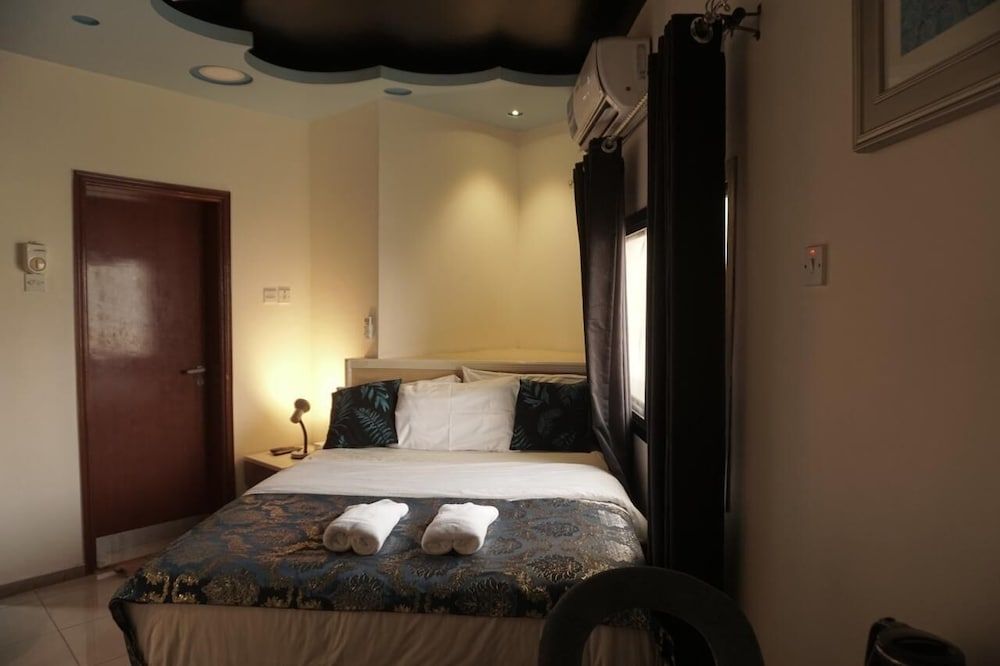 Sharjah Plaza Hotel 2