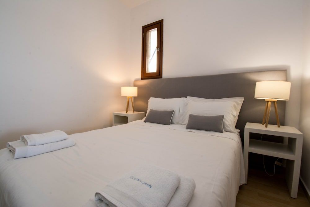 Golden Grain Suites by Checkin 3