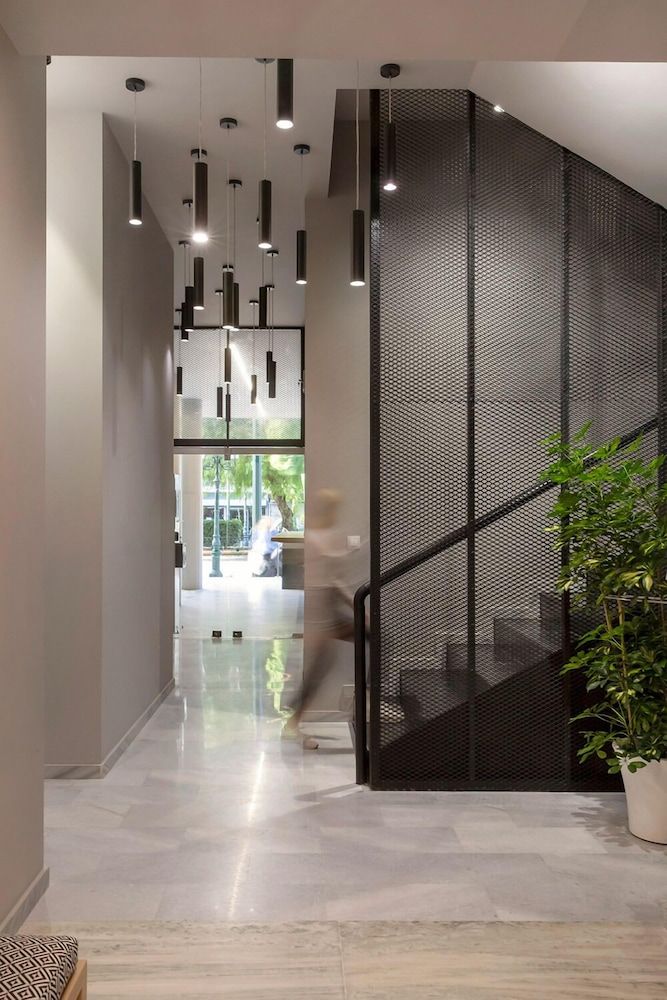 Thisean Modern Suites by Athens Stay 2