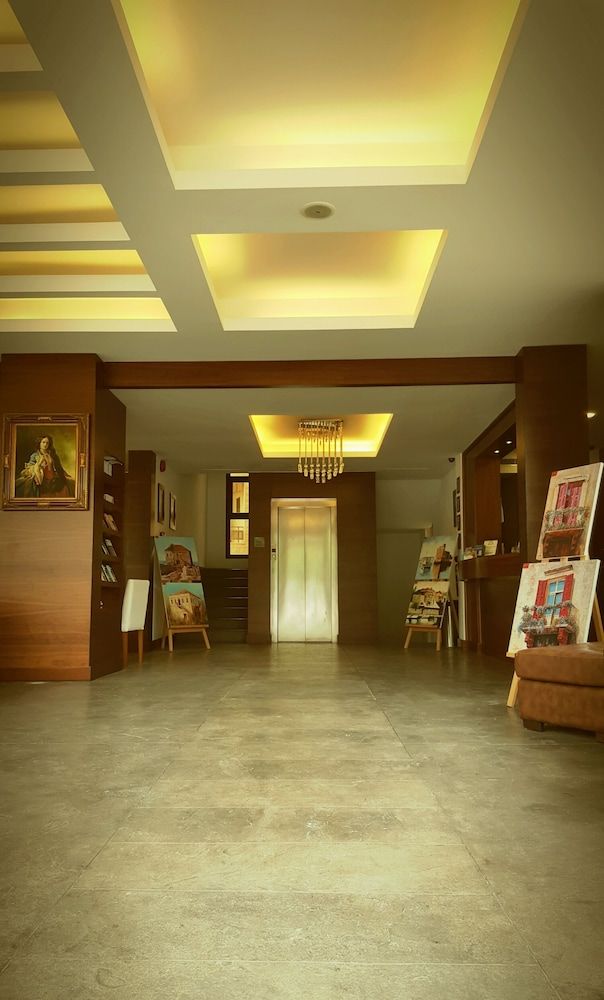 Monoberge Byblos Hotel 2