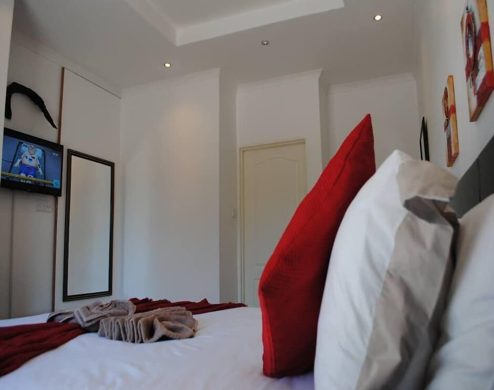 StayBridge Apartments Suites & Chalets 3