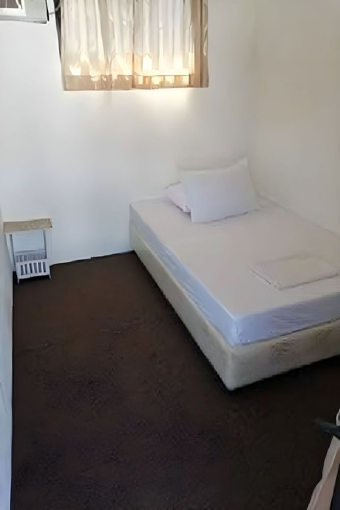 Surfer's Point Deck 2