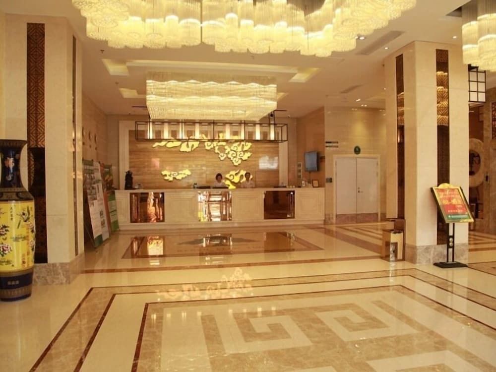 GreenTree Inn Huizhou Chenjiang Intercity Rail Station Hotel 2