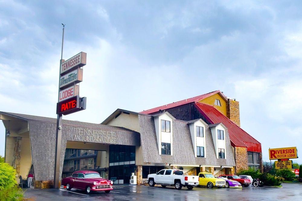 Tennessee Mountain Lodge Riverside by OYO 2 estrelas em Pigeon Forge