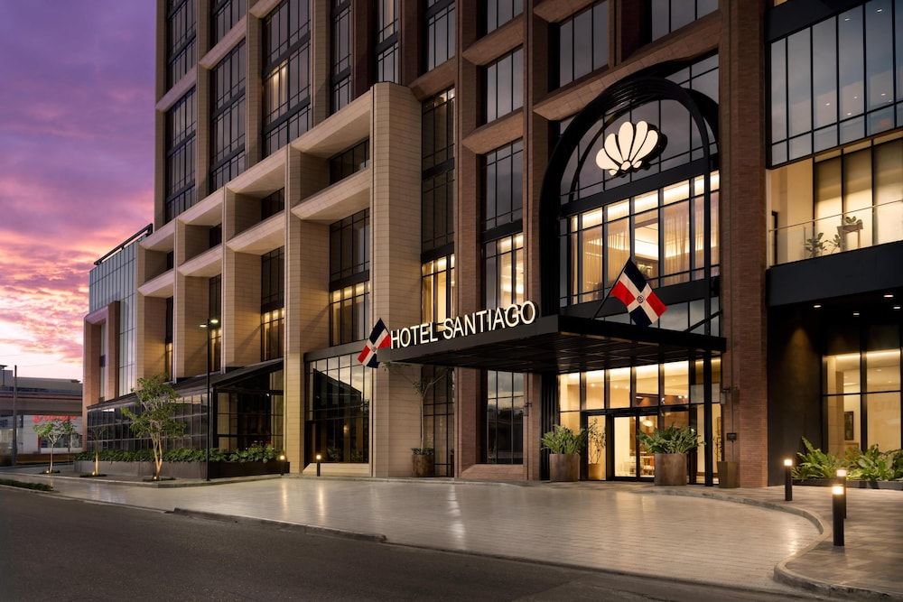 Hotel Santiago, Curio Collection by Hilton 4 estrelas em Santiago de los Caballeros