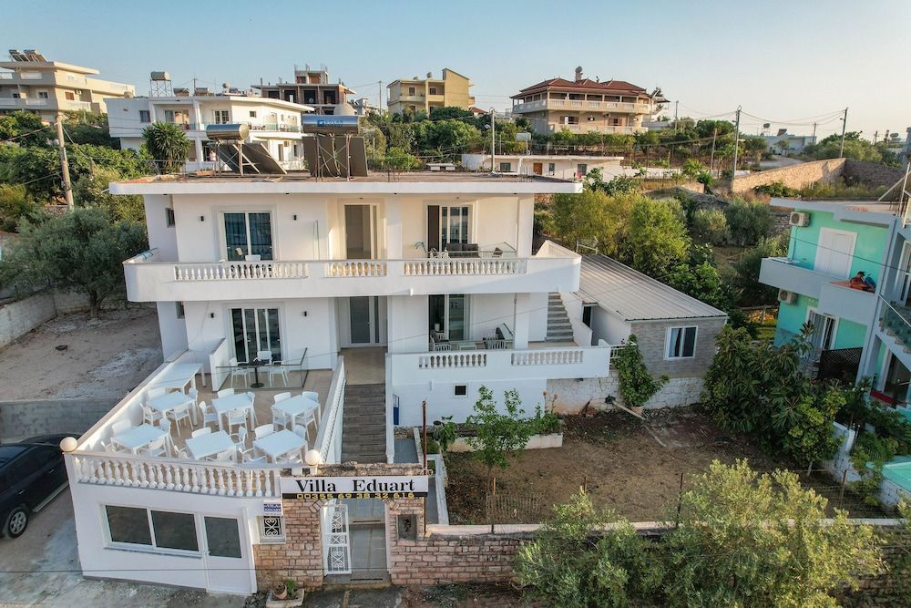 Vila Eduart 3 estrelas em Ksamil