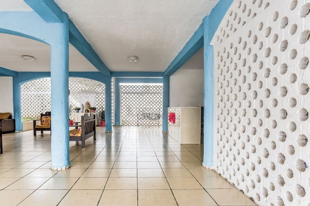 OYO Hotel Jaguar 2