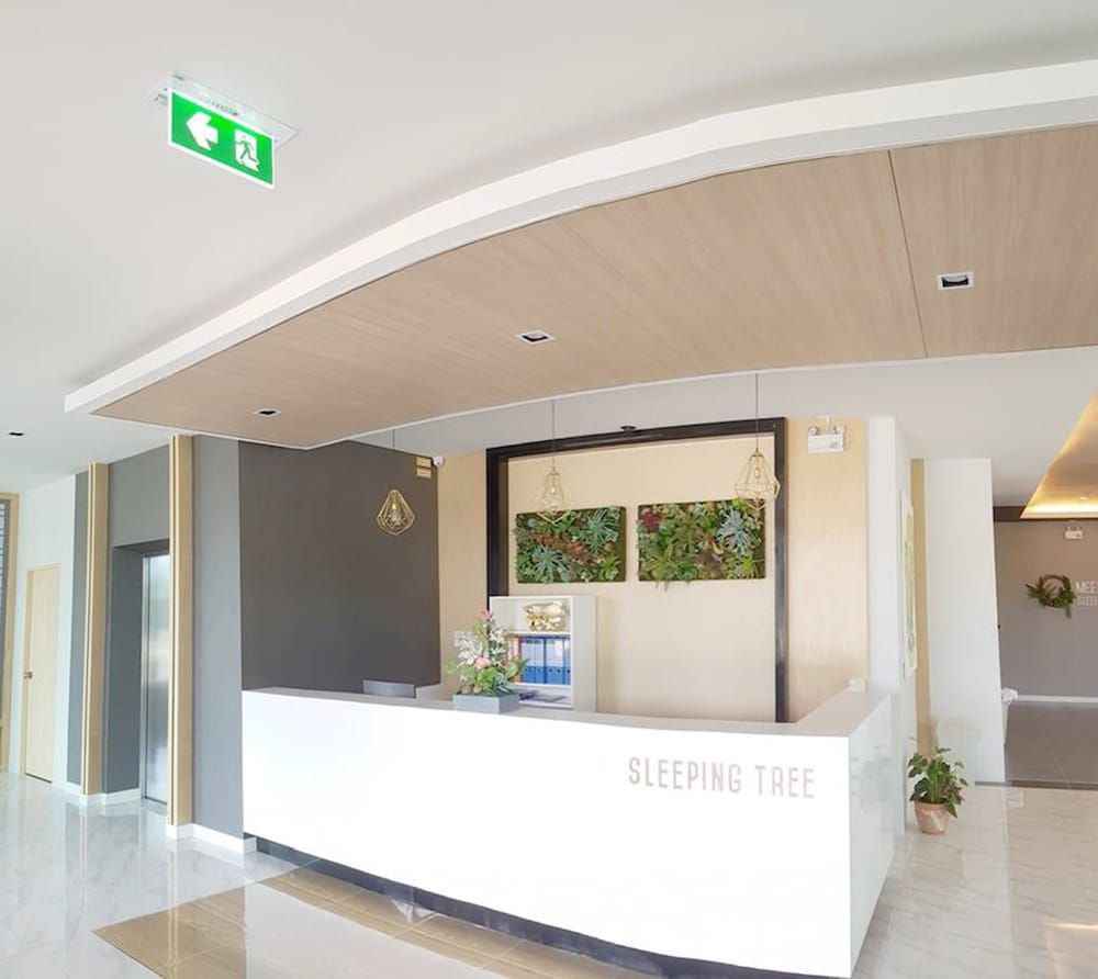 Sleeping Tree Hotel 2