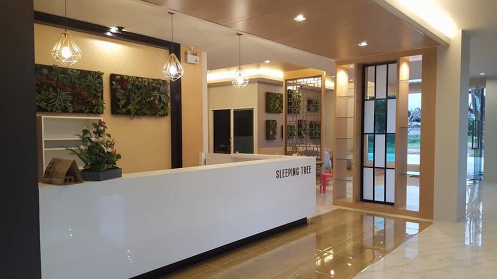 Sleeping Tree Hotel 3