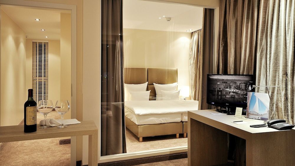 Thomas Hotel Spa & Lifestyle 3