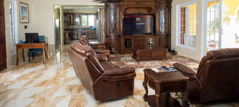 Waters Edge Guest House 2